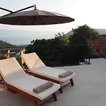 Villa Jatica
