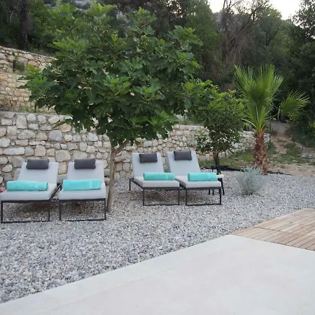 Jatica Vila Zaostrog